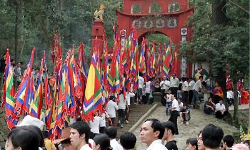 Thành phố Hồ Chí Minh: Dâng hương, tưởng niệm các Vua Hùng